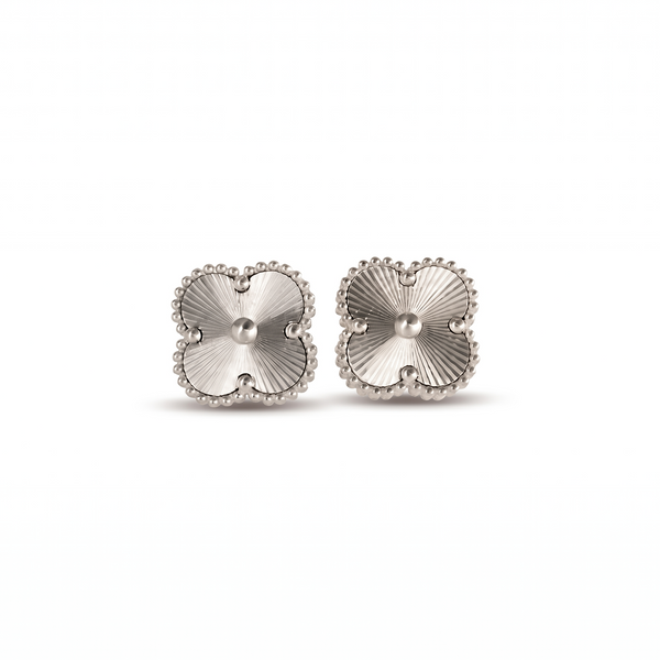 CLOVER WHITE GOLD STUD