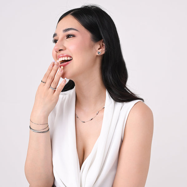 MODERN DICE WHITEGOLD NECKLACE