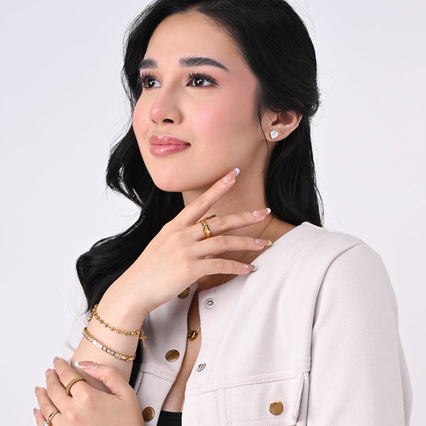 LUANA GOLD HEART RING
