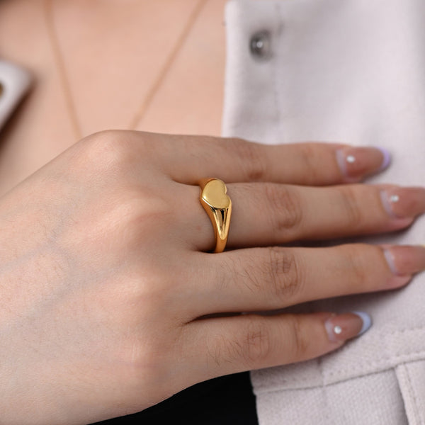 LUANA GOLD HEART RING