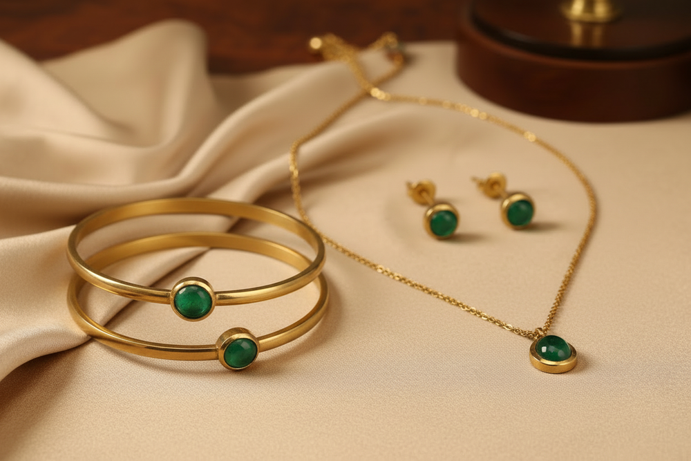 make the jewelry and gems minimalist