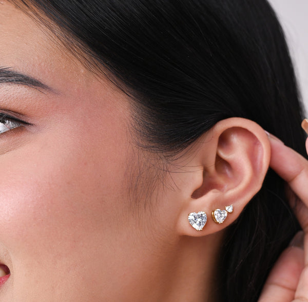 MEDIUM HEART STUD 14K