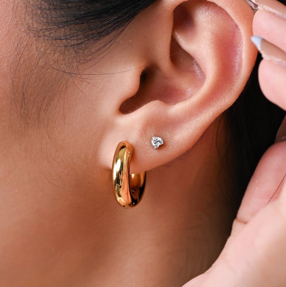 WG MINI HEART STUD